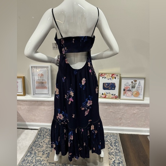 NWOT Free People
Rosie Rosie Ribbed Midi Dress Sz: L - Picture 13 of 16